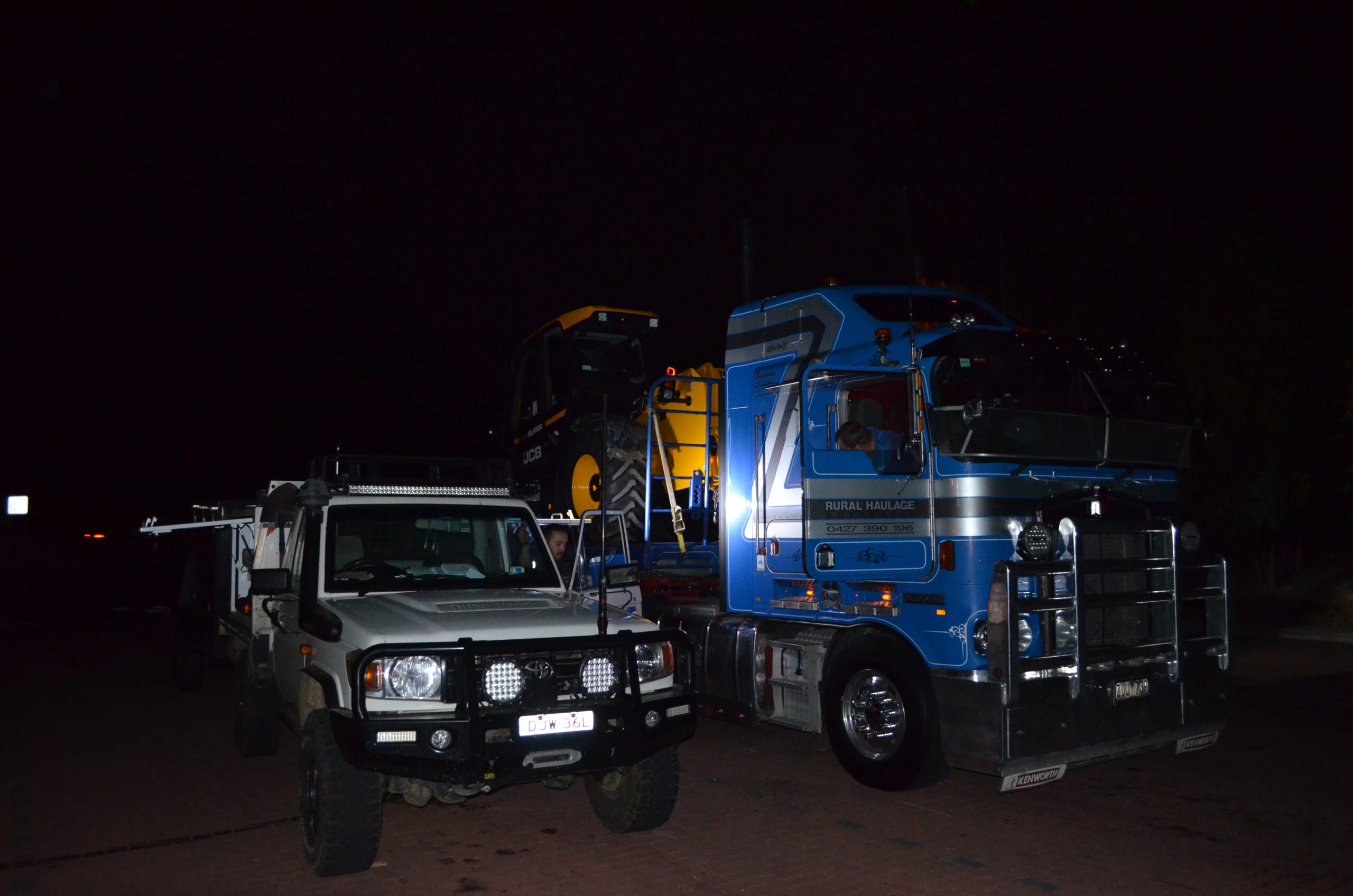 truck breakdown mt ousley
